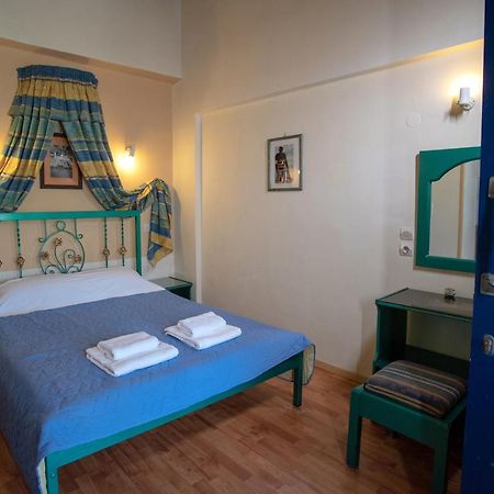 Kleoni Club Apartments Tolón Eksteriør bilde
