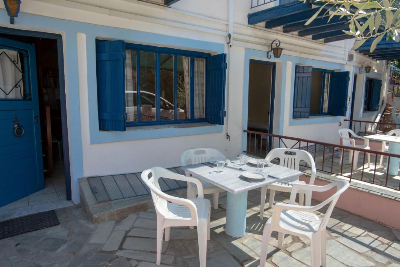 Kleoni Club Apartments Tolón Eksteriør bilde