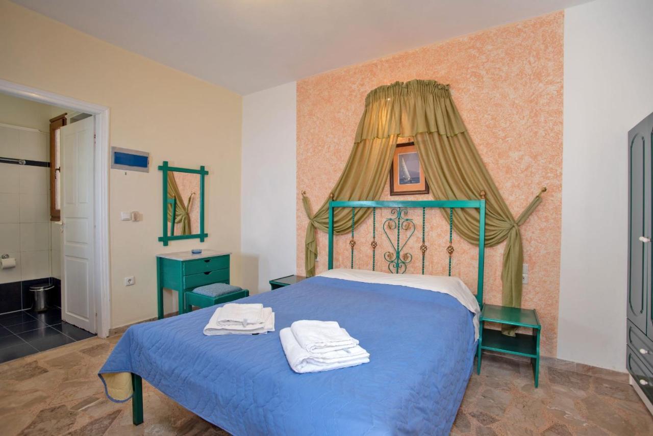Kleoni Club Apartments Tolón Eksteriør bilde