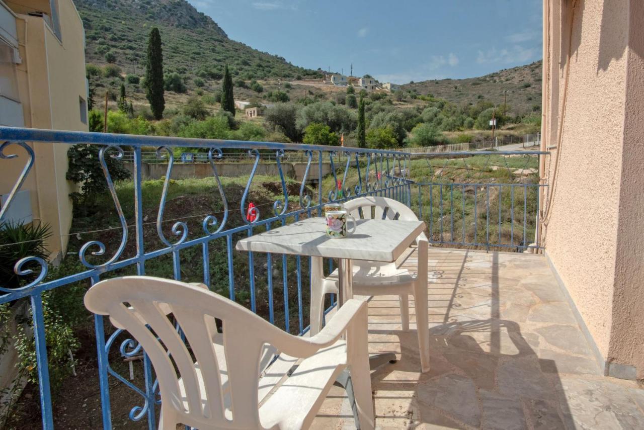 Kleoni Club Apartments Tolón Eksteriør bilde